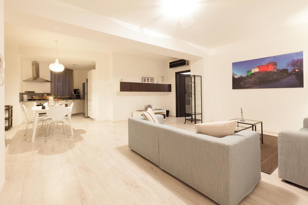 Urban Homy Gorizia Panzió Kültér fotó